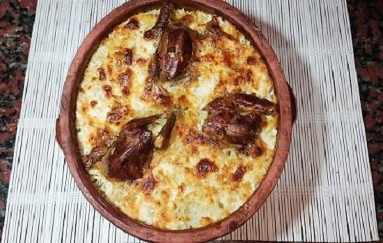 ارز معمر بالقشطه والحمام