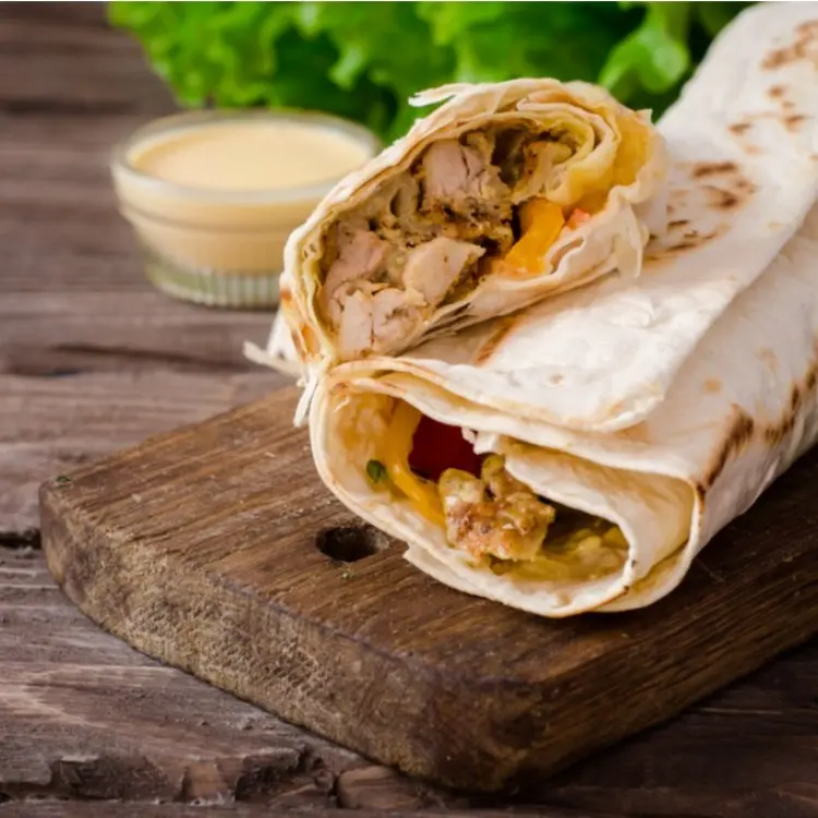 ساندويش شاورما دجاج صغير