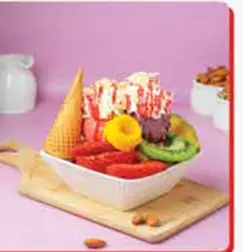 سلطة رويال (Royal Salad) L