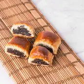 كعك تمر سادة او سمسم اكيلو
